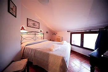 Lu Palau De Antoni Bed & Breakfast