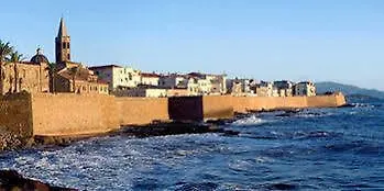 Lu Palau De Antoni Couette-café Alghero